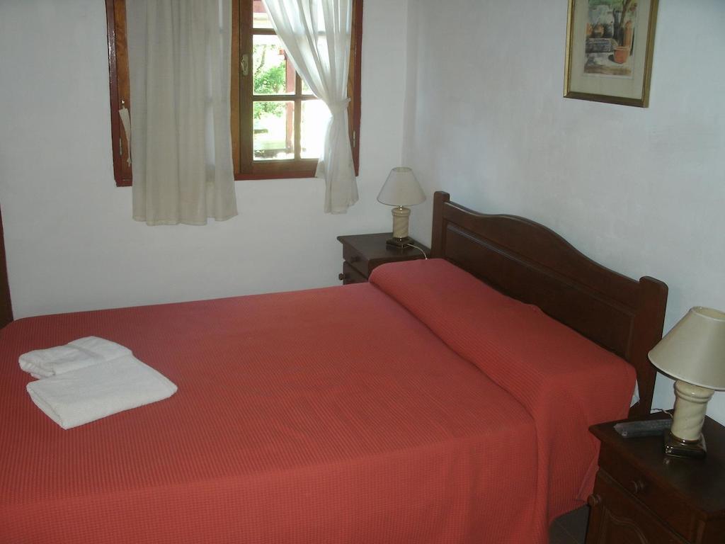 Aparthotel El Agora Villa General Belgrano Esterno foto